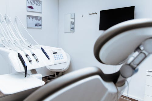 Important Things to Know About Teeth Whitening