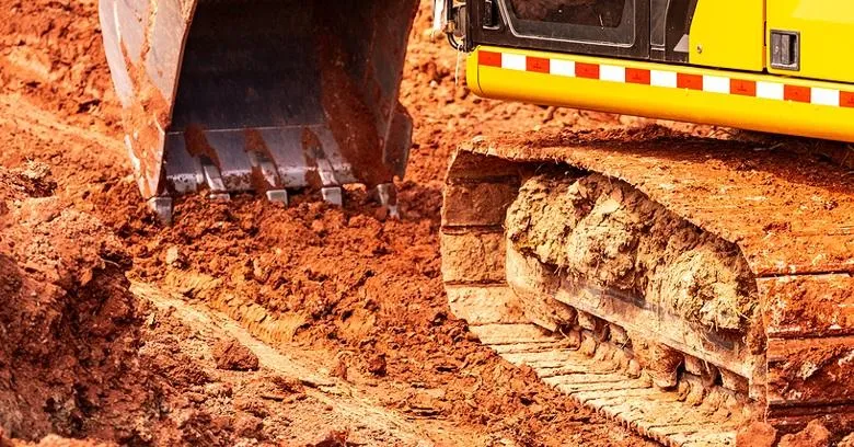 The Benefits of Using Professional Excavation Services Over DIY Approaches