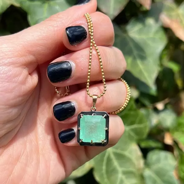 The Emerald Pendant Necklace Asscher Cut